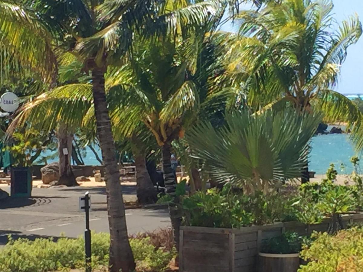 Apartment With 3 Bedrooms In Roches Noires, With Wonderful Sea View, Shared Pool, Terrace Rivière du Rempart Екстериор снимка